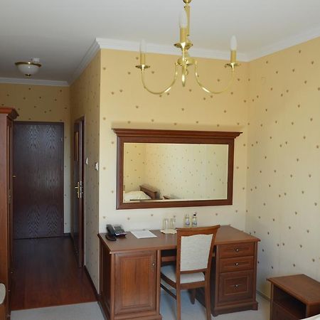 Zamek Gostynin Aparthotel Ngoại thất bức ảnh