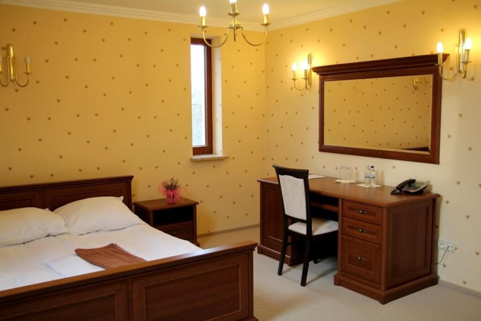 Zamek Gostynin Aparthotel Ngoại thất bức ảnh