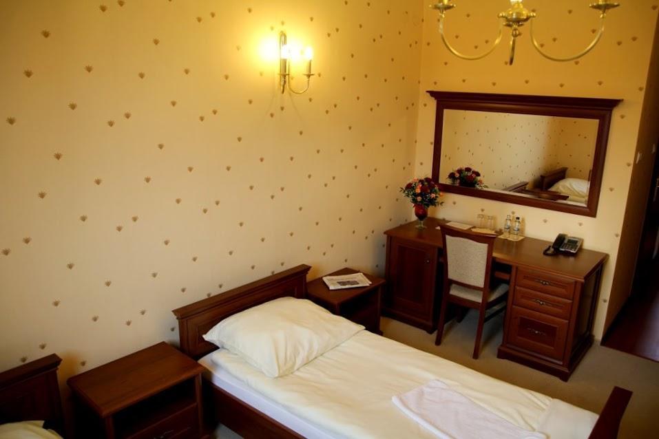 Zamek Gostynin Aparthotel Ngoại thất bức ảnh
