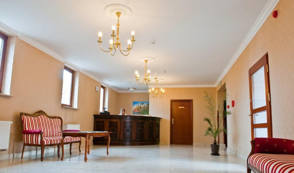 Zamek Gostynin Aparthotel Ngoại thất bức ảnh